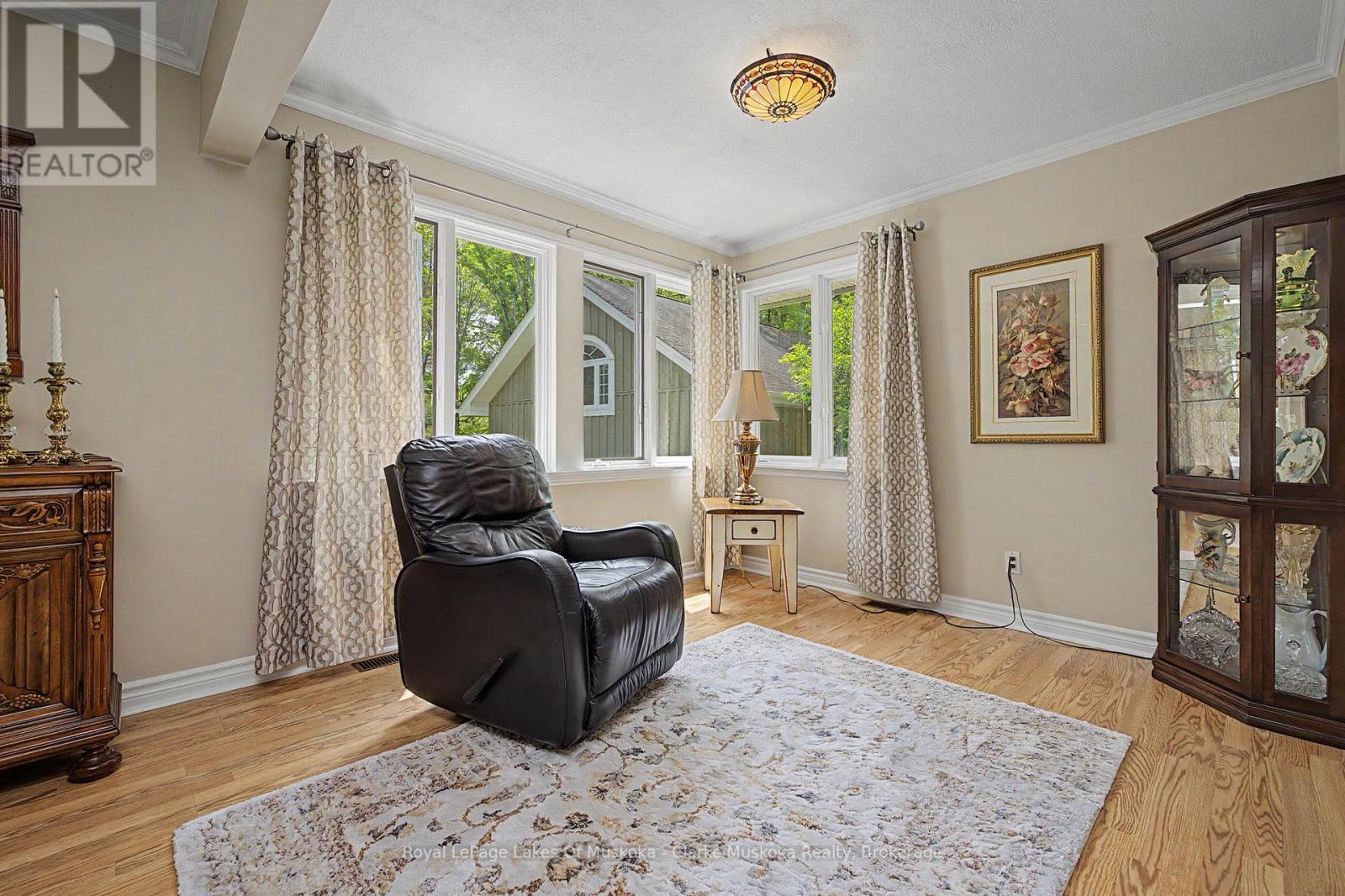 43 Maple St, Seguin, Ontario  P0C 1J0 - Photo 23 - X13494016