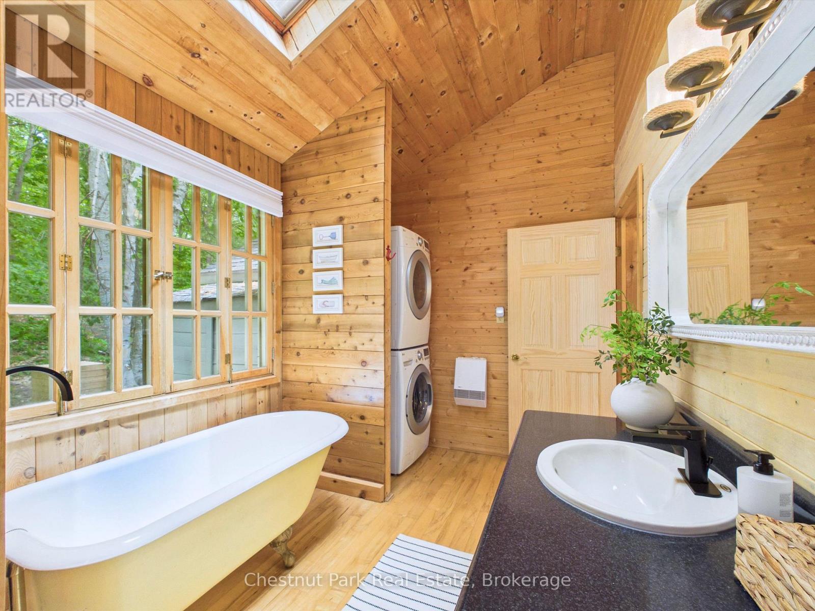 51 Taylor Island, Gravenhurst, Ontario P1P 1R2 - Photo 20 - X13494674
