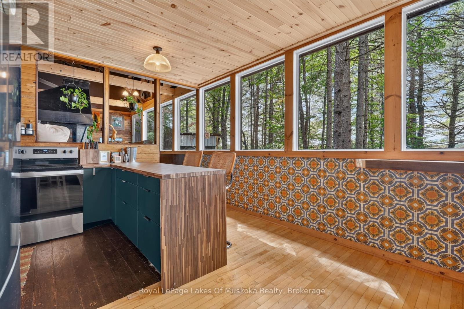 1053 East Walker Lake Drive, Lake Of Bays, Ontario P1H 2J6 - Photo 10 - X13499650