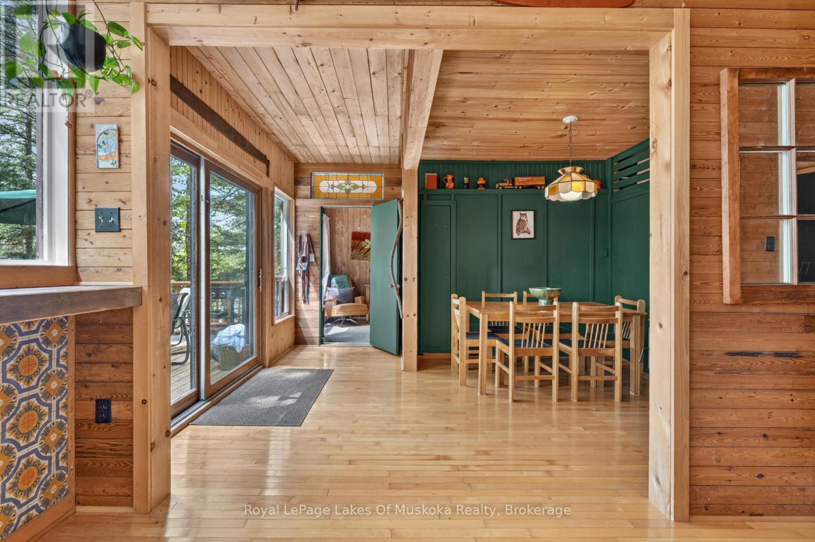 1053 East Walker Lake Drive, Lake Of Bays, Ontario P1H 2J6 - Photo 11 - X13499650