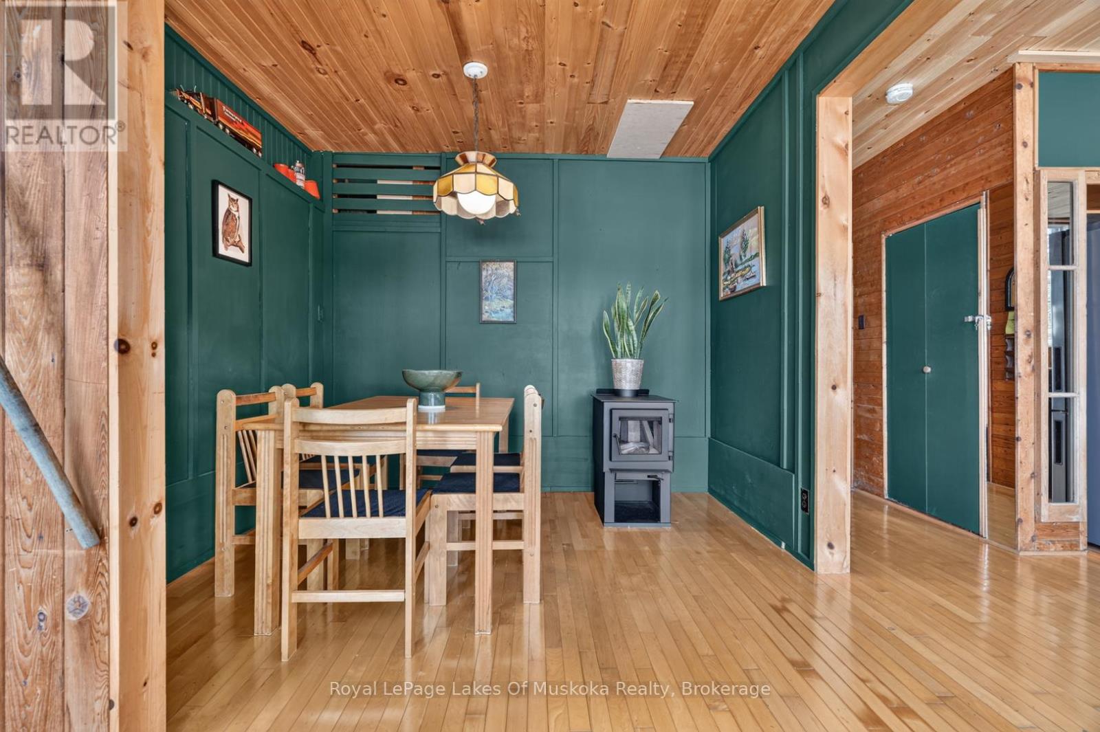 1053 East Walker Lake Drive, Lake Of Bays, Ontario P1H 2J6 - Photo 14 - X13499650