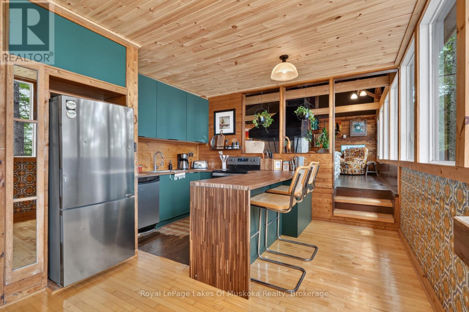 1053 East Walker Lake Drive, Lake Of Bays, Ontario P1H 2J6 - Photo 7 - X13499650