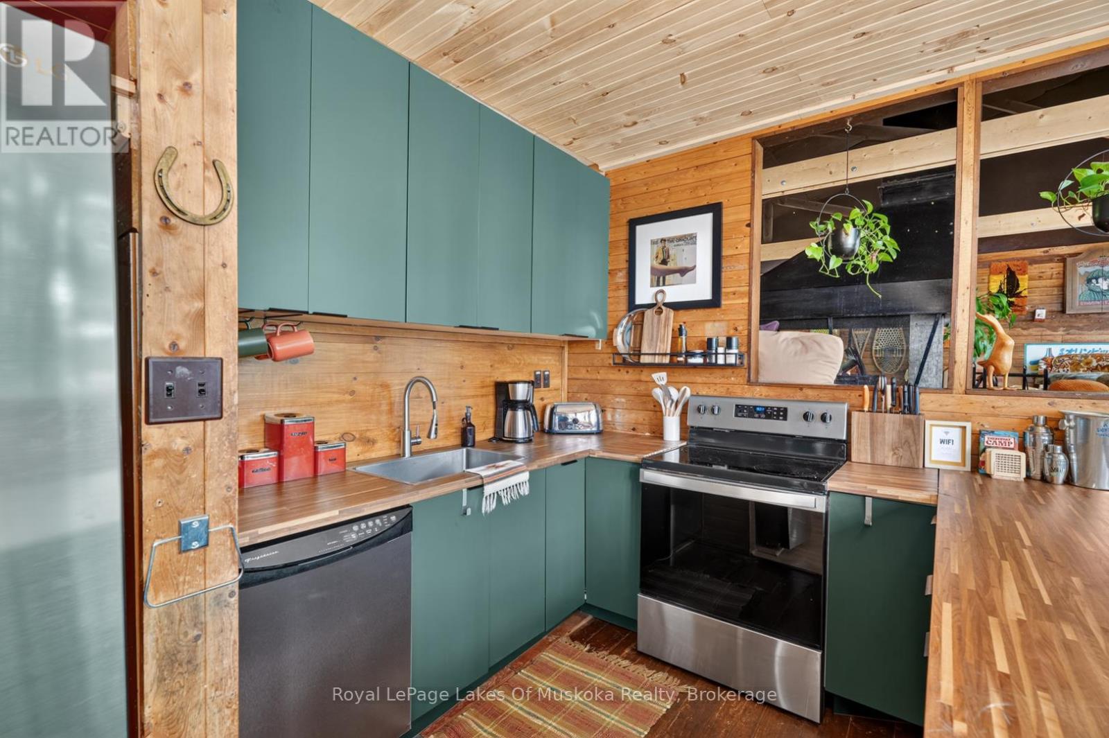1053 East Walker Lake Drive, Lake Of Bays, Ontario P1H 2J6 - Photo 8 - X13499650