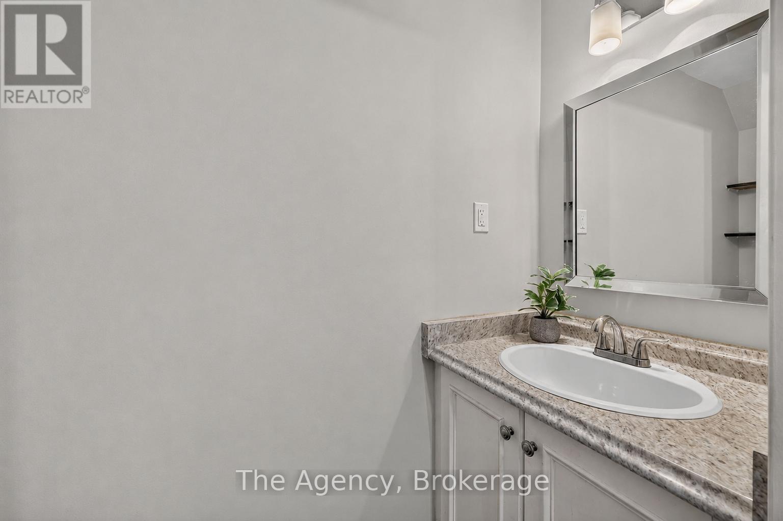 97 Shoreline Drive, Bracebridge, Ontario P1L 1Z4 - Photo 18 - X13501500