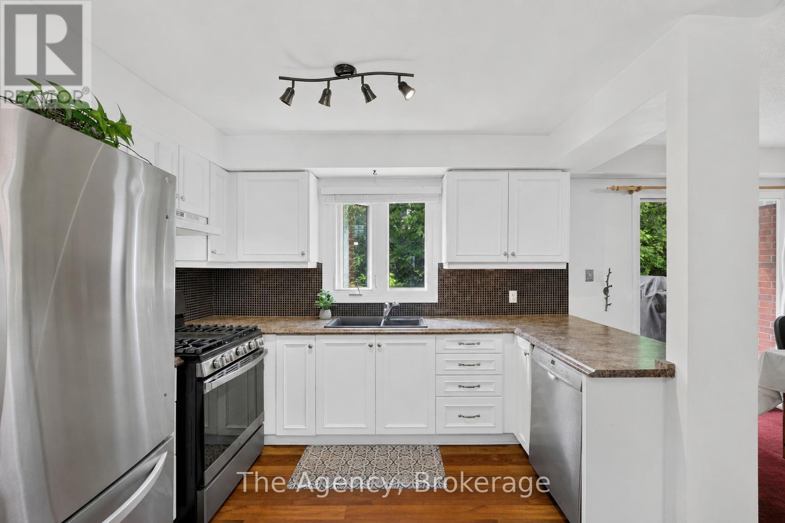 97 Shoreline Drive, Bracebridge, Ontario P1L 1Z4 - Photo 8 - X13501500