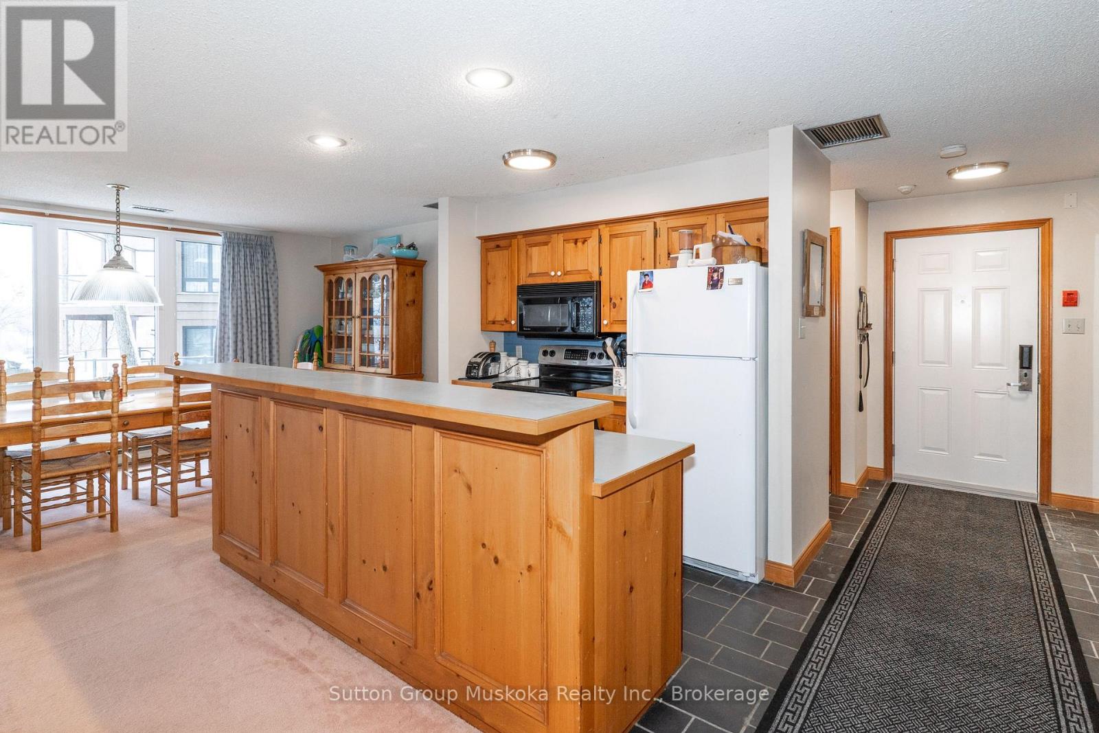 22-102 Oakridge - Deerhurst Resort Drive, Huntsville, Ontario P1H 2E8 - Photo 7 - X13506112