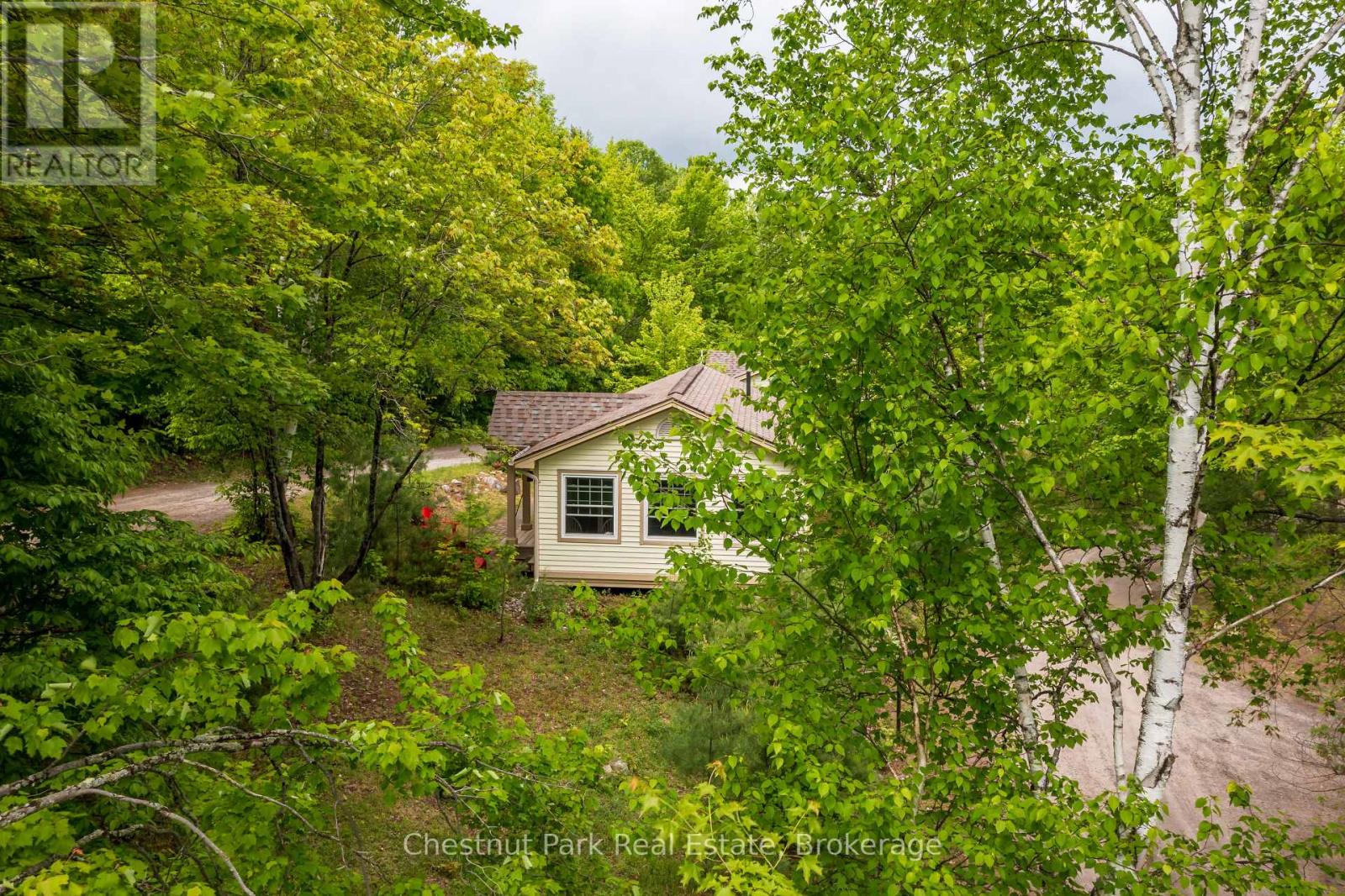 1052 Rat Bay 102-1 Road, Lake Of Bays, Ontario P1H 2J6 - Photo 2 - X13508344