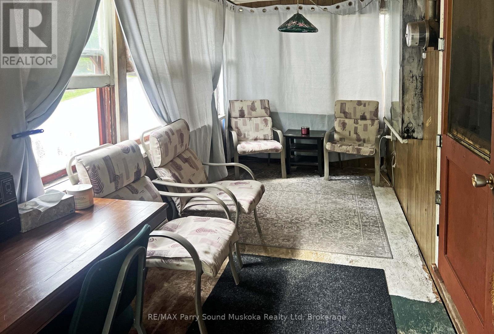 11 Adelaide Street, Parry Sound, Ontario  P2A 1H2 - Photo 11 - X13509046