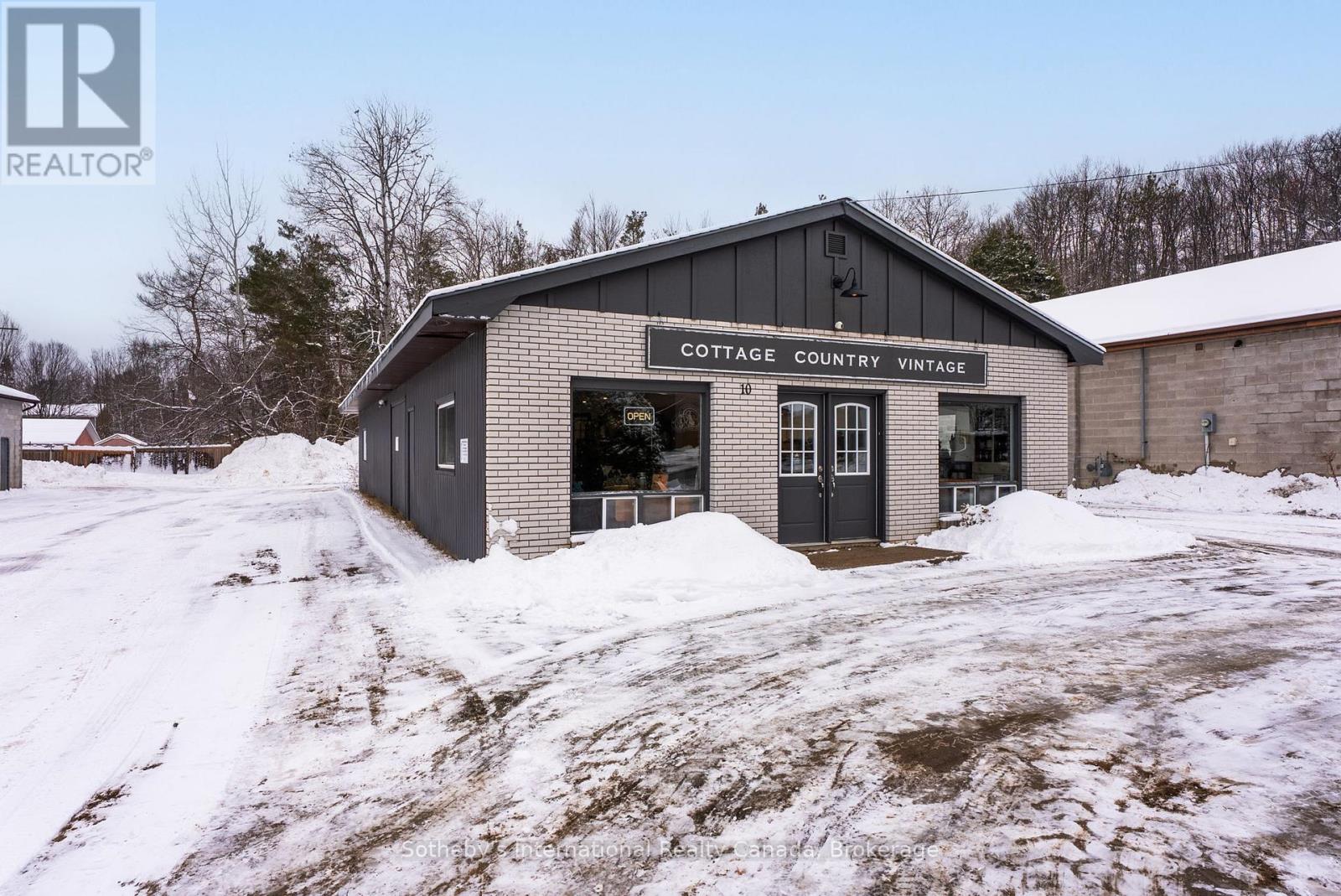 10 Armstrong Street, Bracebridge, Ontario P1L 1C1 - Photo 28 - X13513190