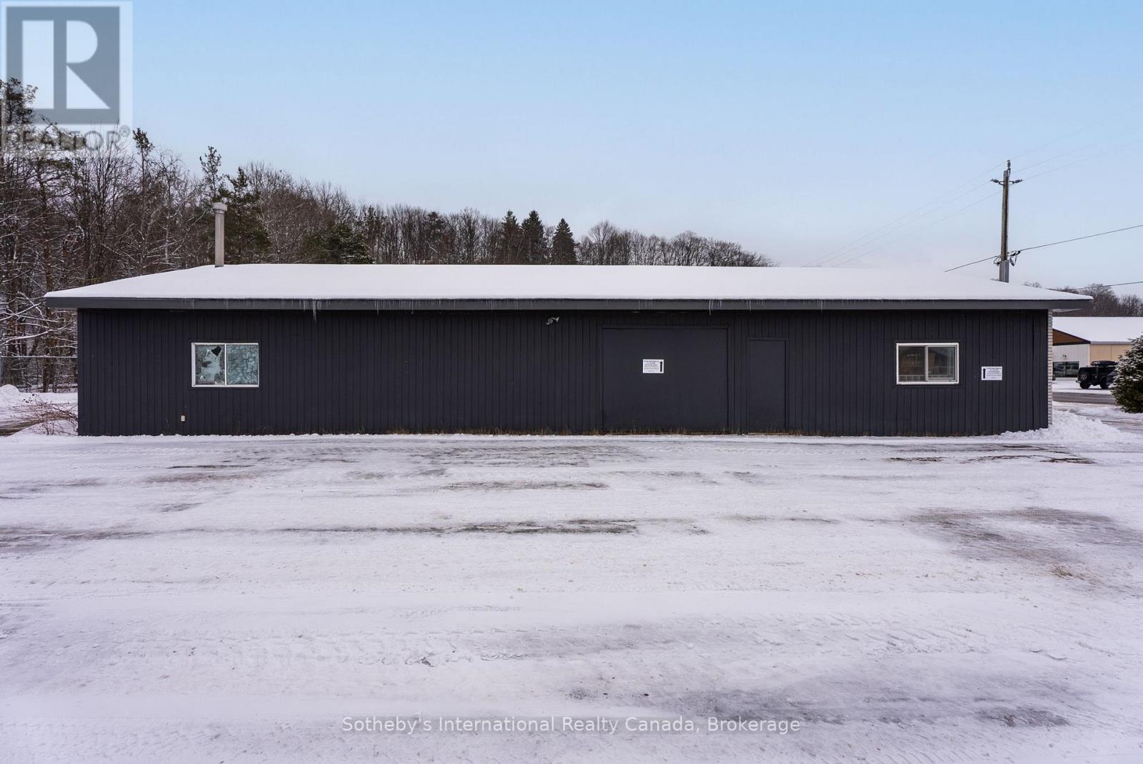 10 Armstrong Street, Bracebridge, Ontario P1L 1C1 - Photo 32 - X13513190
