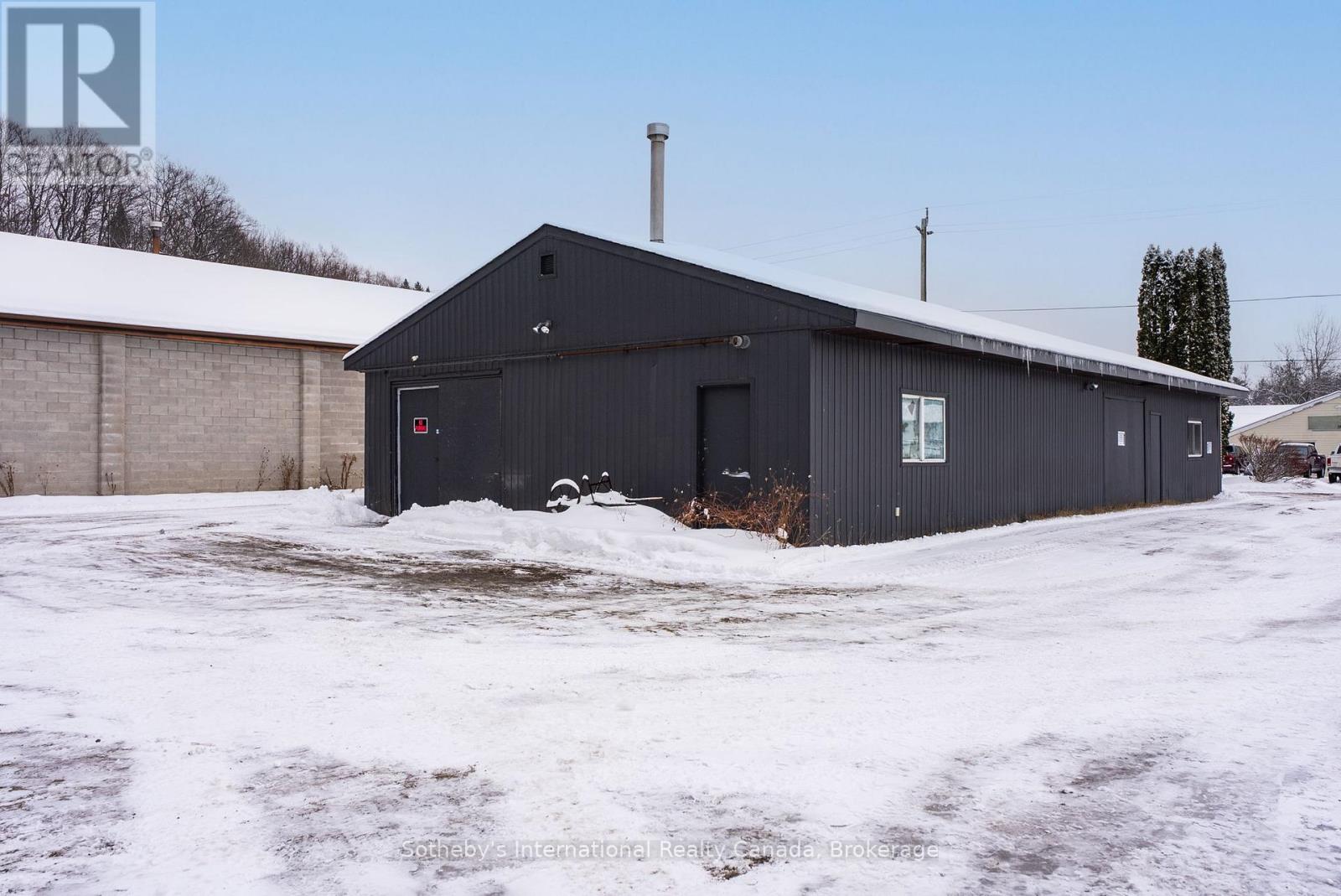 10 Armstrong Street, Bracebridge, Ontario P1L 1C1 - Photo 33 - X13513190