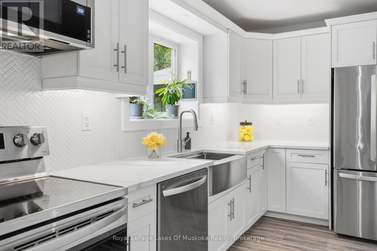 1053 Spring Lake Road, Lake Of Bays, Ontario P0A 1H0 - Photo 13 - X13514444