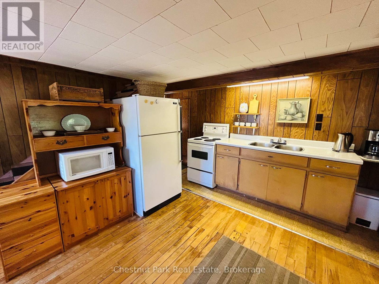 1051- 1 & 2 Wigwam Lodge Road, Gravenhurst, Ontario P0E 1G0 - Photo 21 - X13516000