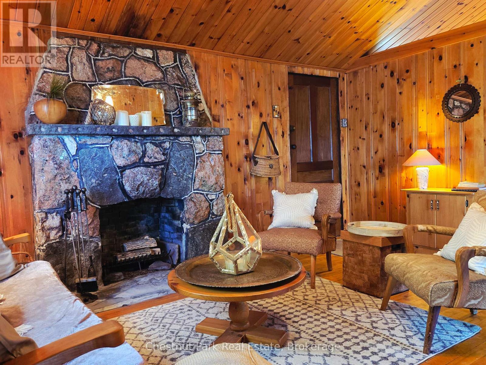 1051- 1 & 2 Wigwam Lodge Road, Gravenhurst, Ontario P0E 1G0 - Photo 8 - X13516000