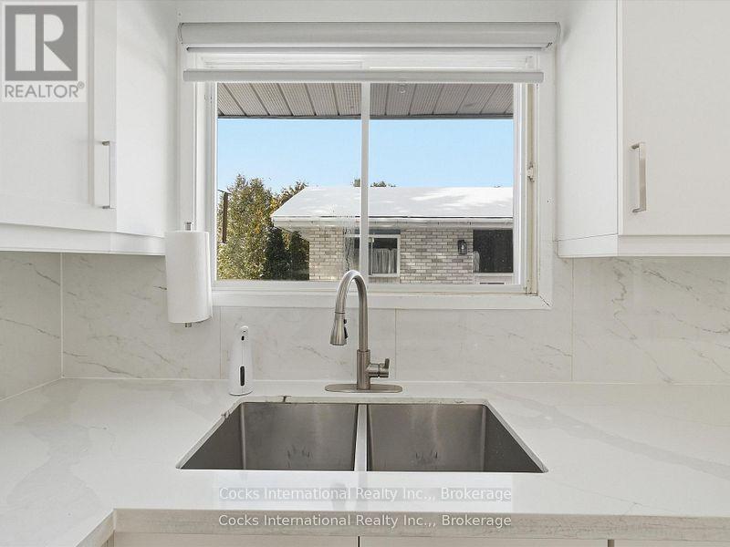 36 Susan Street W, Huntsville, Ontario P1H 1X2 - Photo 9 - X13516470
