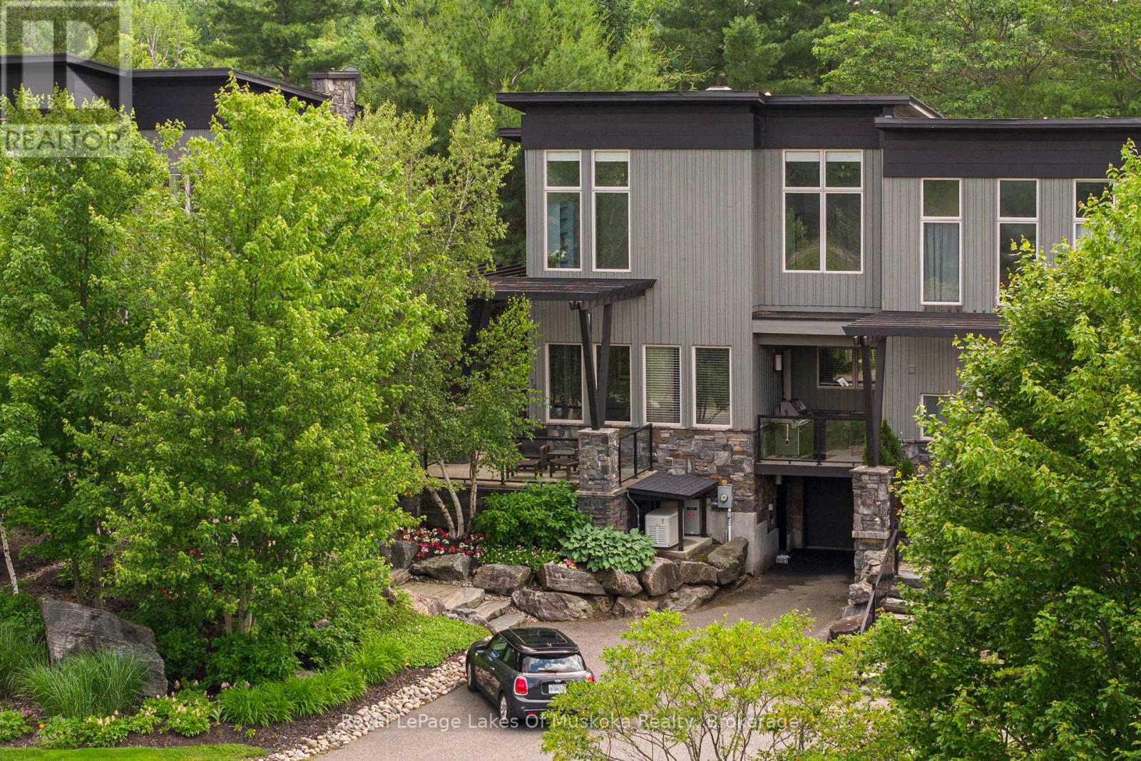 76 Carrick Trail, Gravenhurst, Ontario P1P 0A6 - Photo 1 - X13517336