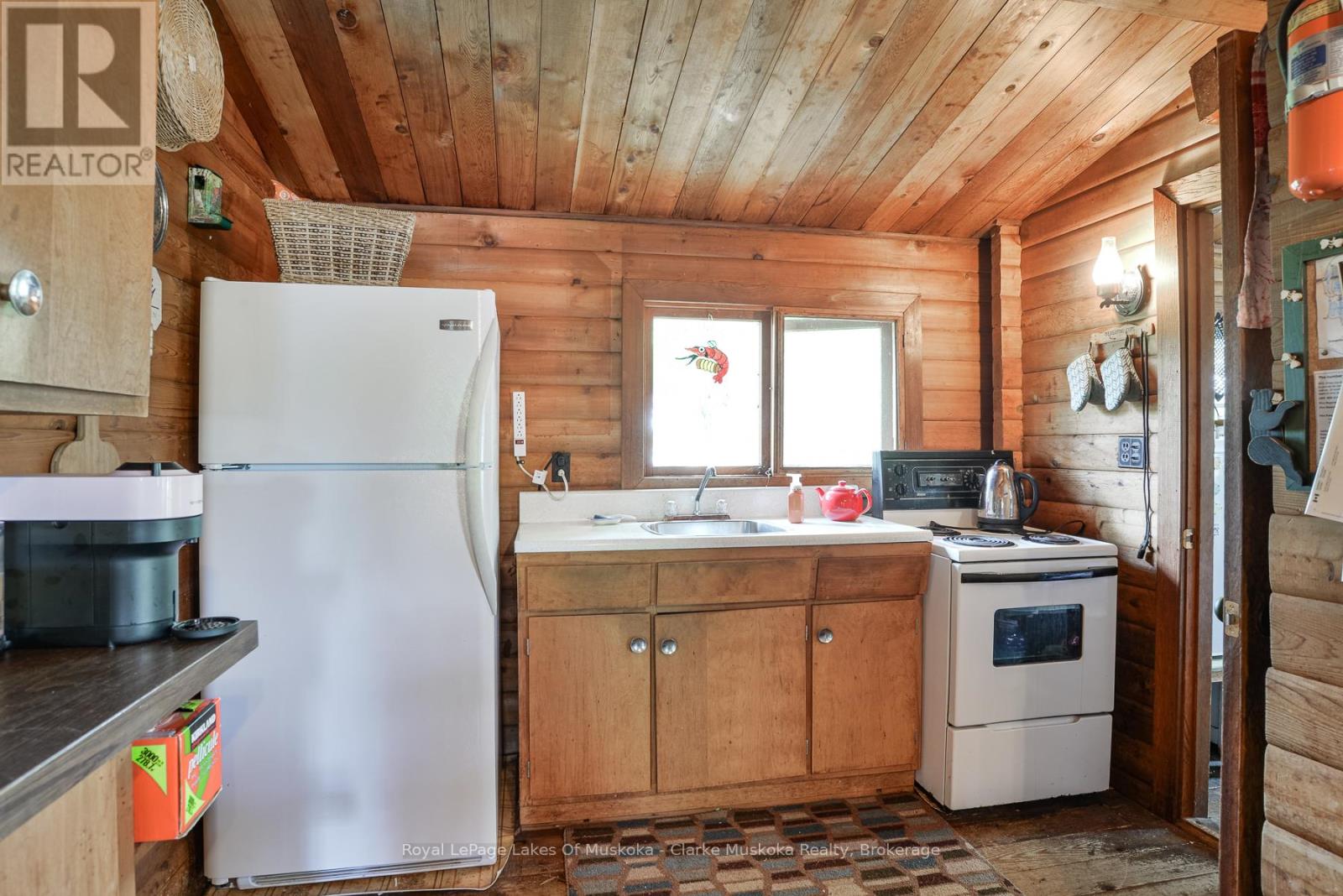 18 5kl Island Kahshe Lake, Gravenhurst, Ontario P0E 1G0 - Photo 13 - X13518810