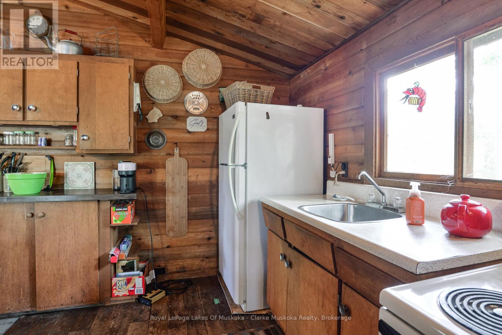 18 5kl Island Kahshe Lake, Gravenhurst, Ontario P0E 1G0 - Photo 14 - X13518810
