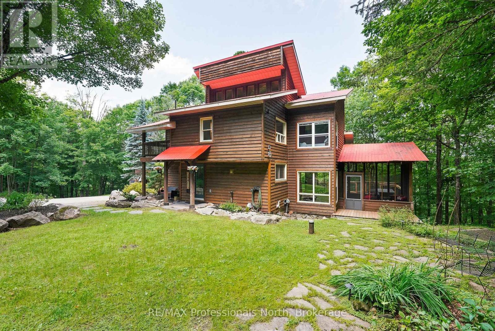 869 North Mary Lake Road, Huntsville, Ontario  P1H 1S4 - Photo 2 - X13519536