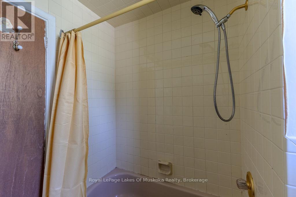 880 Sarah Street N, Gravenhurst, Ontario  P1P 1E2 - Photo 26 - X13520160