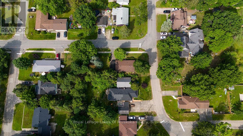 880 Sarah Street N, Gravenhurst, Ontario  P1P 1E2 - Photo 3 - X13520160