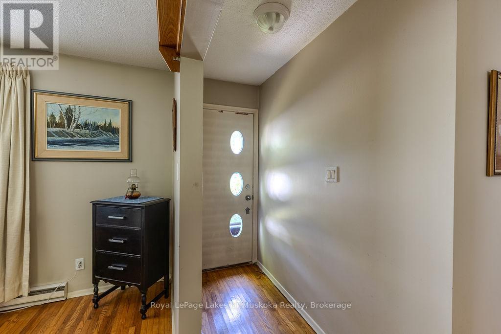 880 Sarah Street N, Gravenhurst, Ontario  P1P 1E2 - Photo 7 - X13520160