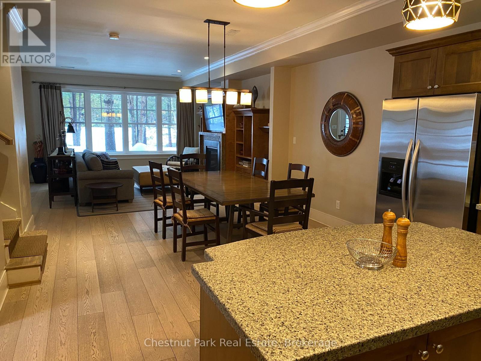101 Emerald Hill Court S, Seguin, Ontario P2A 2W8 - Photo 2 - X13520264