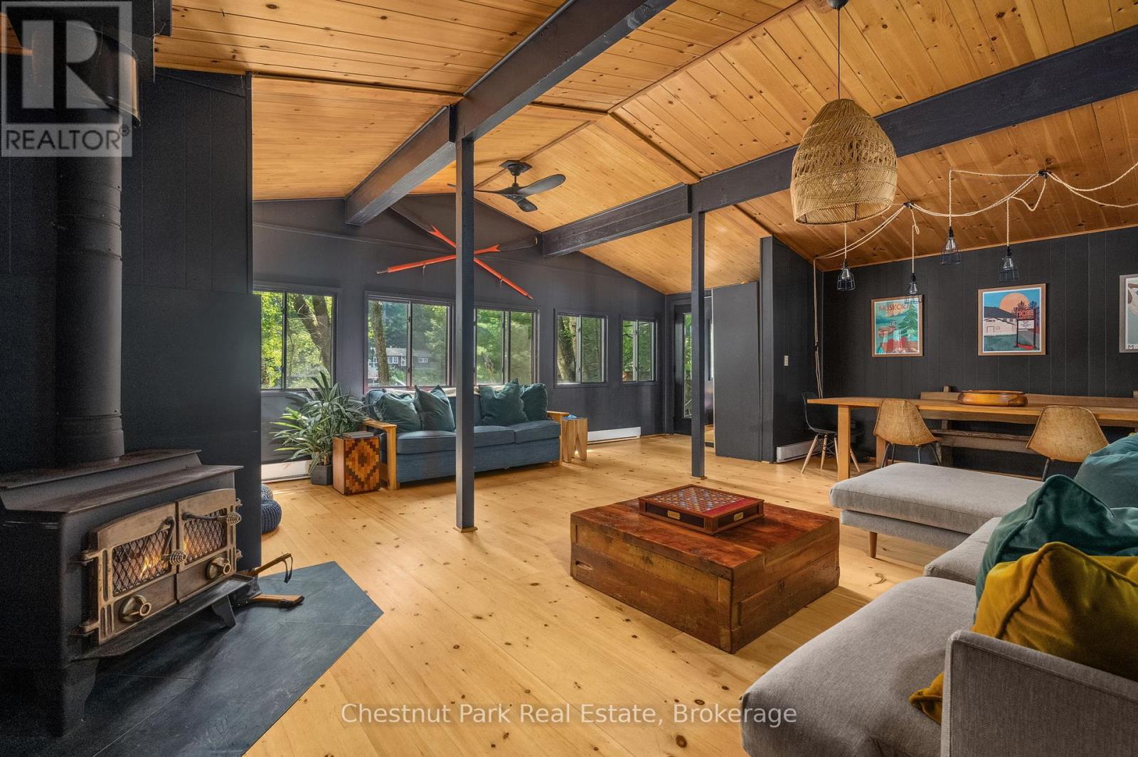 1071 Strachan Point Road, Muskoka Lakes, Ontario  P0C 1A0 - Photo 5 - X13523918