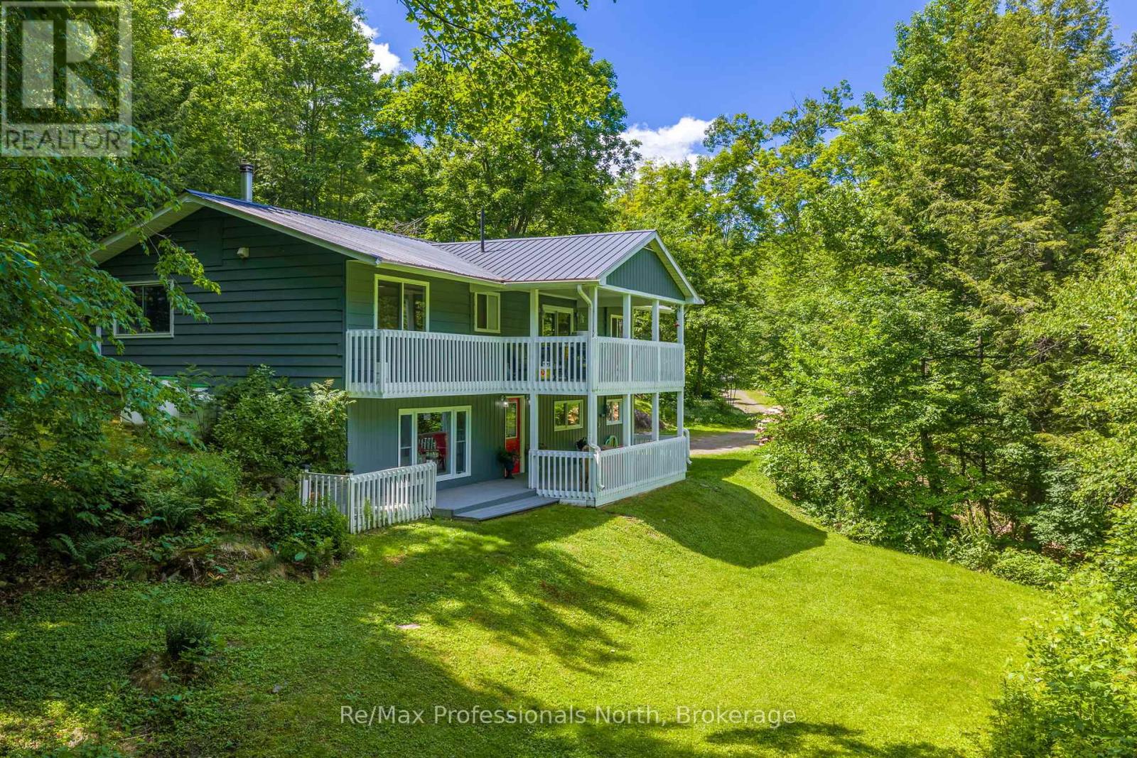 1032 Bradley Road, Muskoka Lakes, Ontario P1P 1R2 - Photo 1 - X13524250