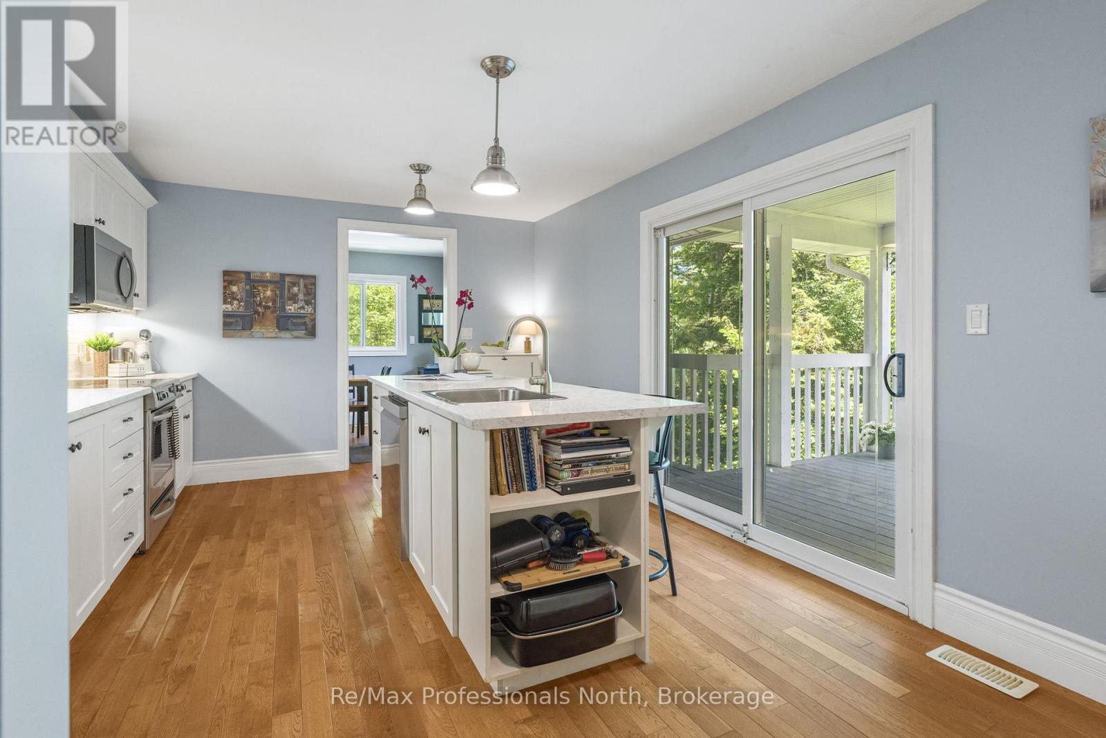 1032 Bradley Road, Muskoka Lakes, Ontario P1P 1R2 - Photo 8 - X13524250