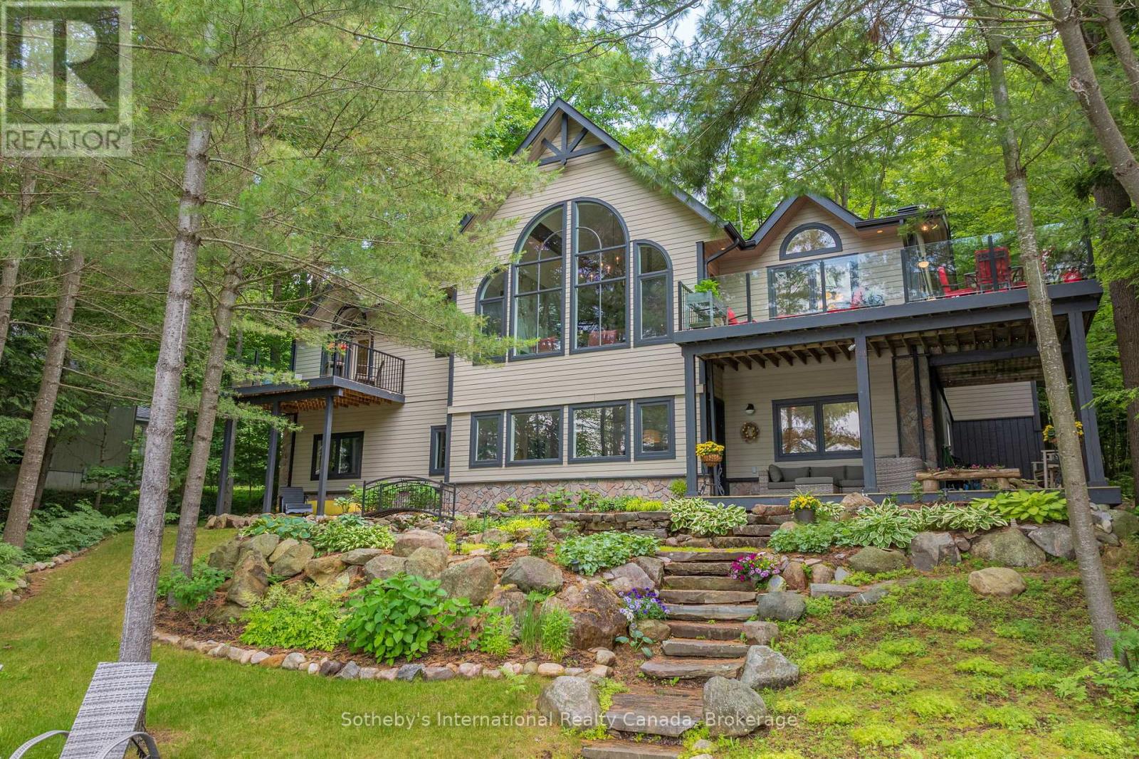 41 Estate Drive, Muskoka Lakes, Ontario  P0B 1J0 - Photo 2 - X13525392