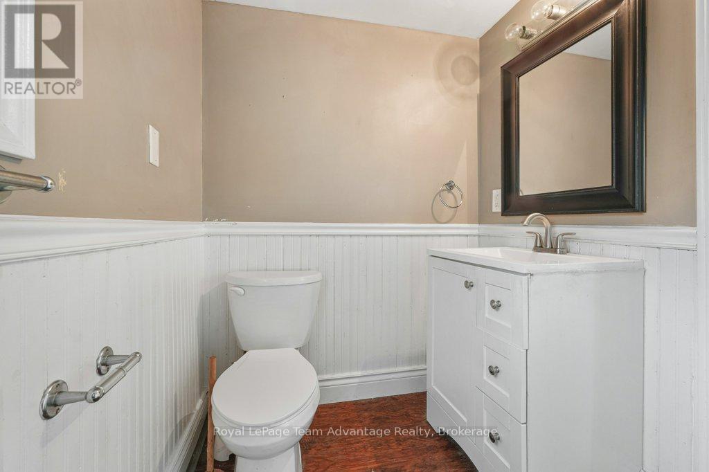 41 Emily Street, Parry Sound, Ontario  P2A 2P6 - Photo 14 - X13531312