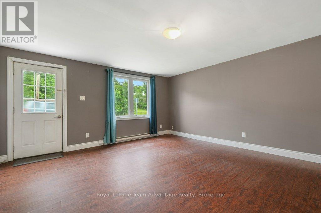 41 Emily Street, Parry Sound, Ontario  P2A 2P6 - Photo 8 - X13531312