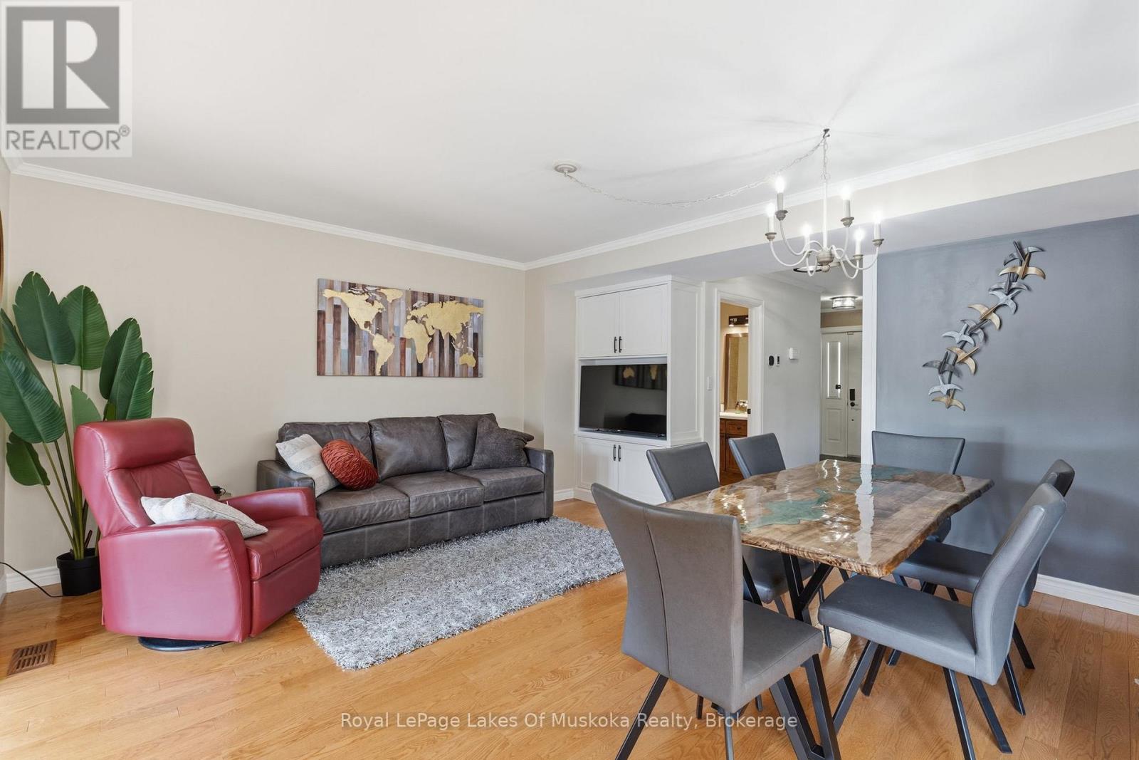 21 John Street, Huntsville, Ontario  P1H 1H2 - Photo 15 - X13533484