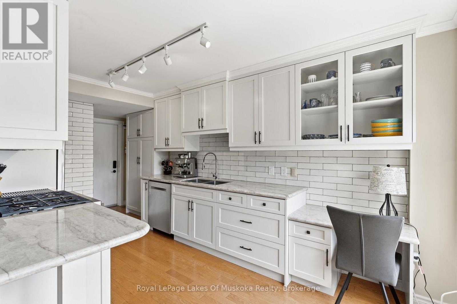 21 John Street, Huntsville, Ontario  P1H 1H2 - Photo 18 - X13533484