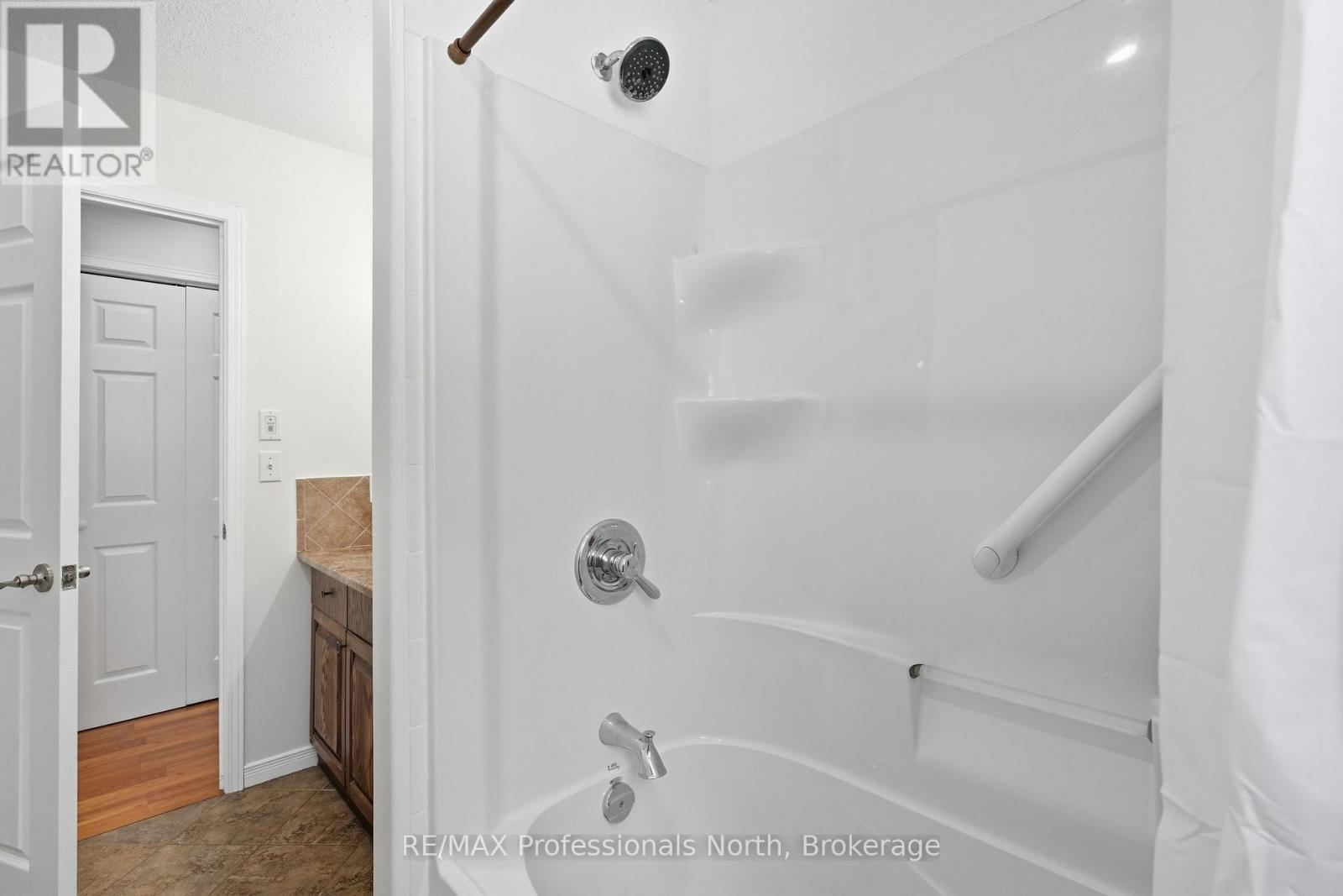 1036 Post Road, Bracebridge, Ontario  P1L 1W9 - Photo 24 - X13536448