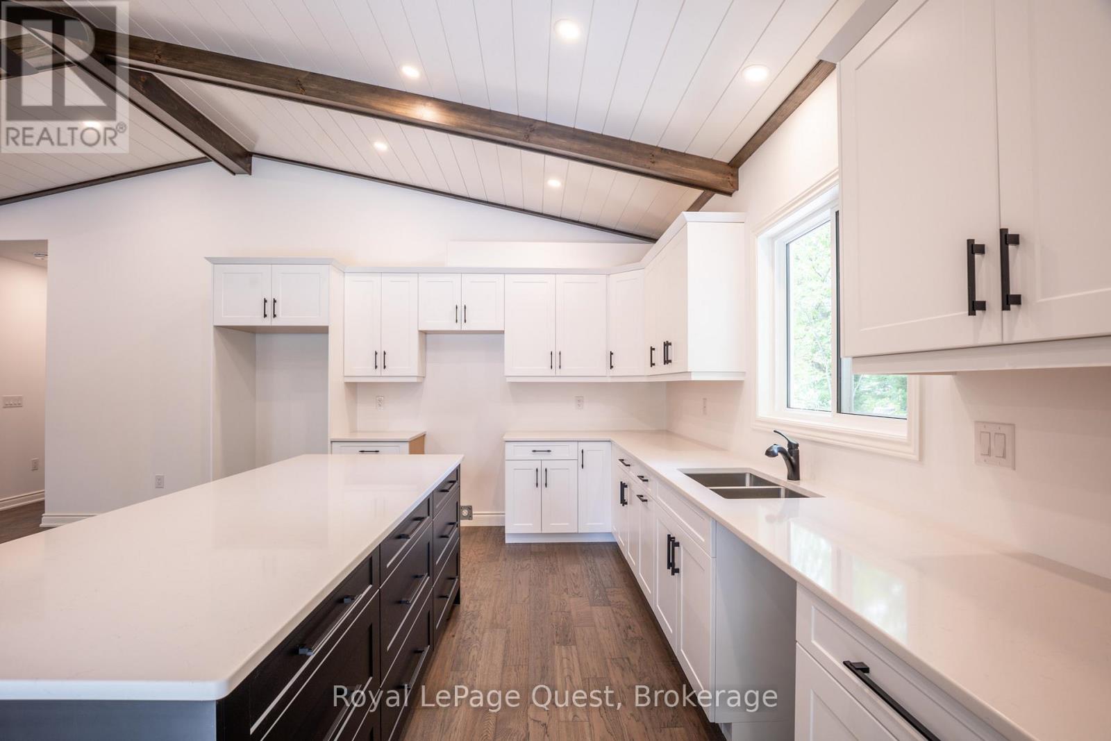 57 West Road W, Huntsville, Ontario  P1H 1L4 - Photo 7 - X13541932