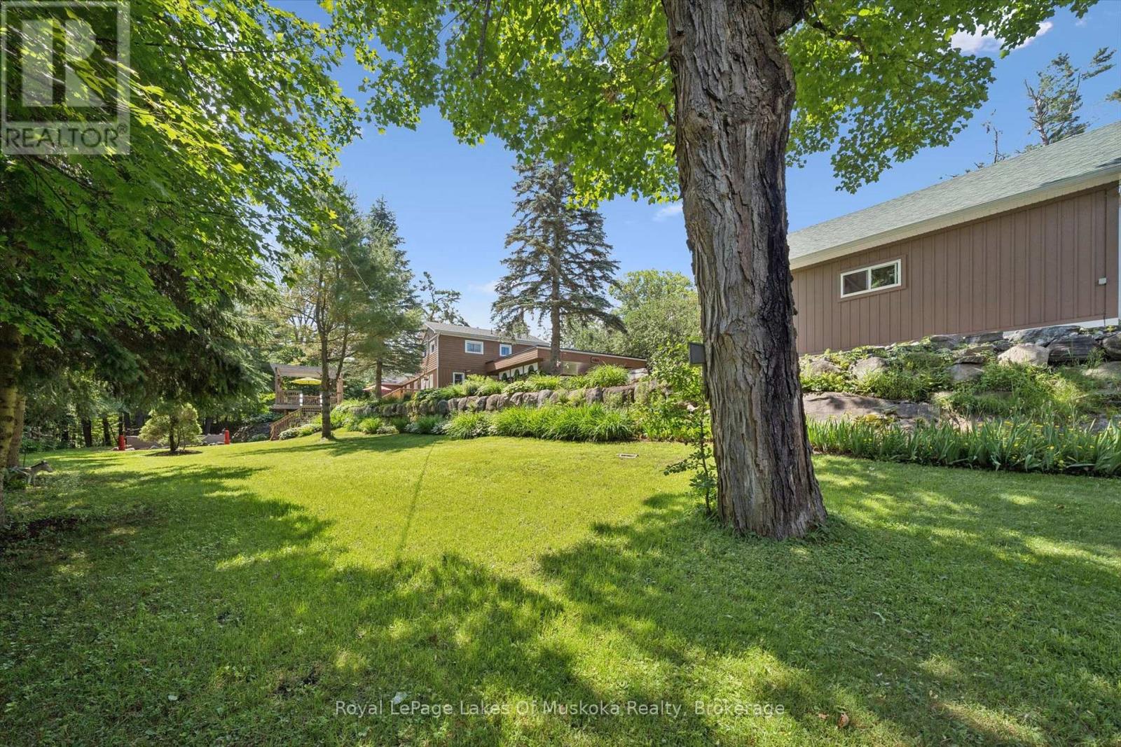 1012 Grey Street, Muskoka Lakes, Ontario P0C 1A0 - Photo 44 - X13542050