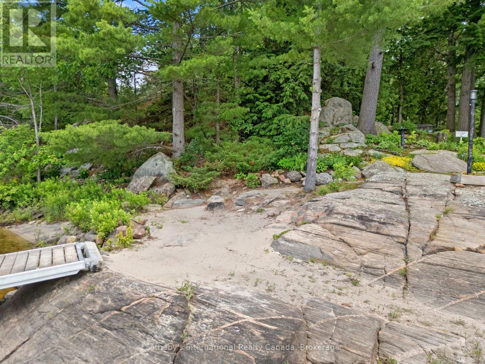 834 Eastshore Road, Georgian Bay, Ontario P0C 1A0 - Photo 33 - X13542062