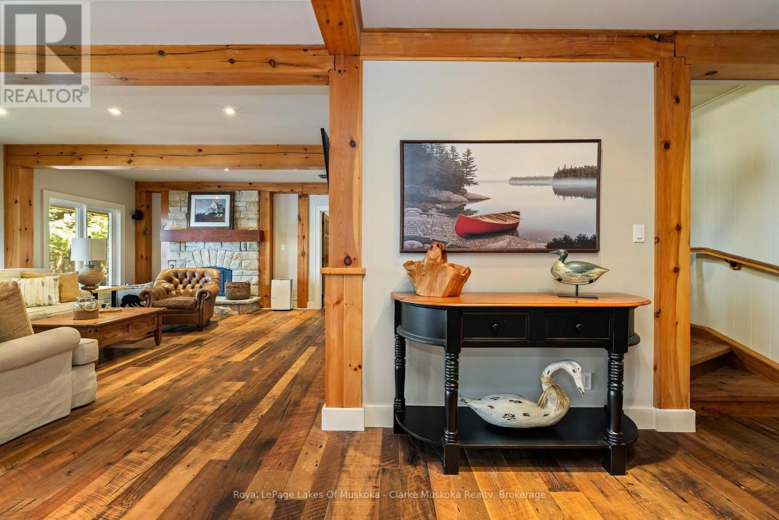 M81 Pine Island #1 Island, Muskoka Lakes, Ontario  P1L 1W8 - Photo 44 - X13542484