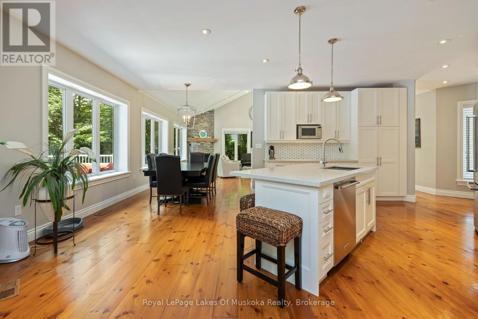 1047 Brandy Crest Road, Muskoka Lakes, Ontario  P0B 1J0 - Photo 20 - X13548294