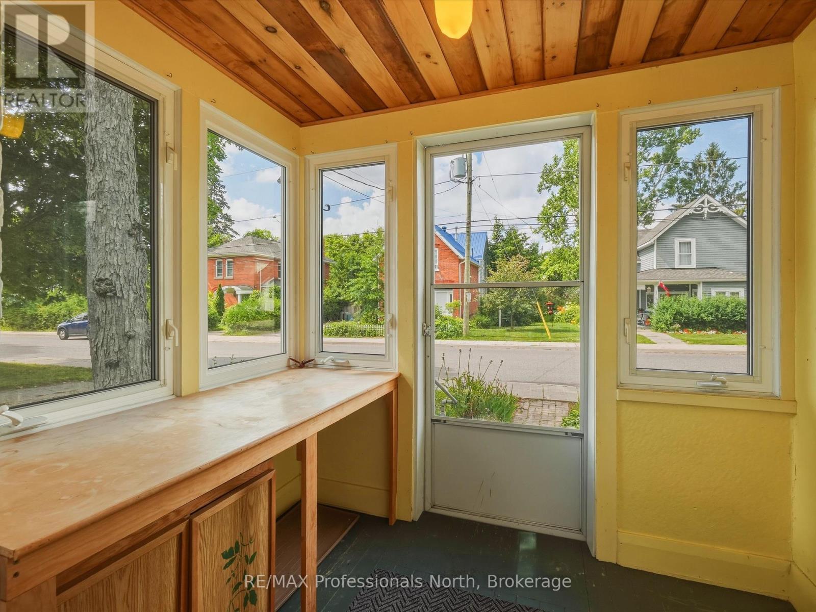 213 James Street, Bracebridge, Ontario  P1L 2B8 - Photo 5 - X13552124