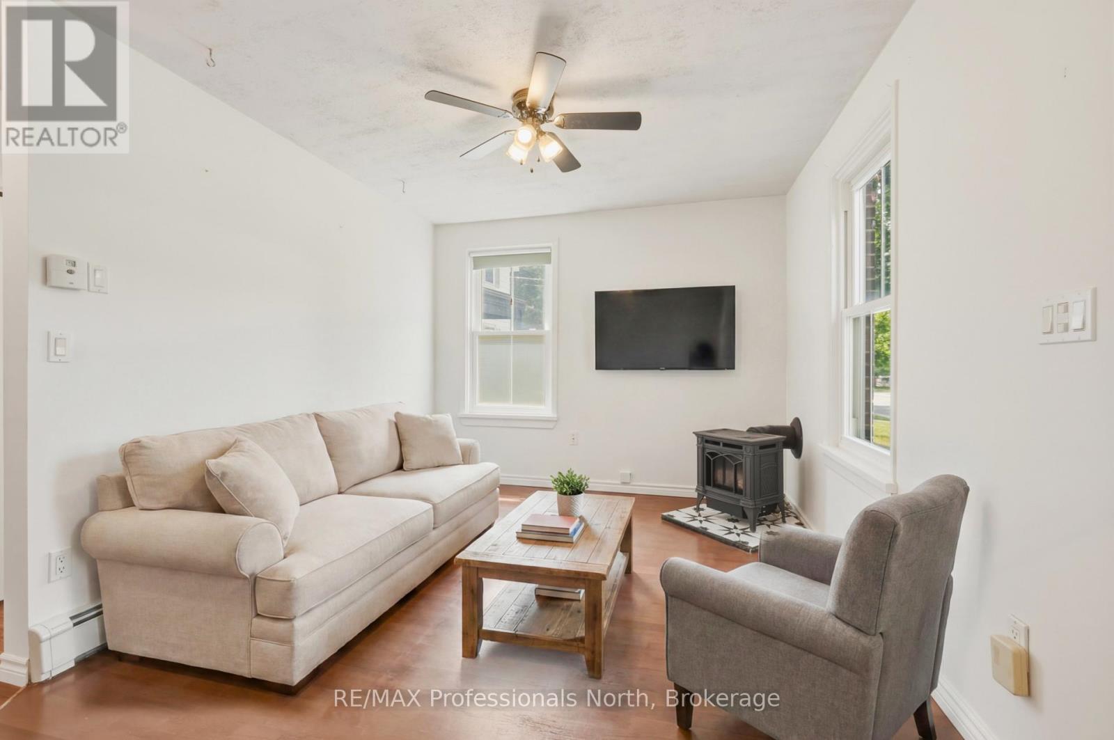 213 James Street, Bracebridge, Ontario  P1L 2B8 - Photo 6 - X13552124