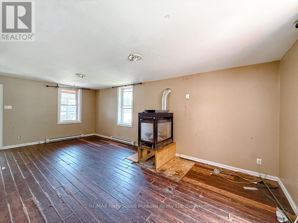 17 Wakefield Street, Parry Sound, Ontario  P2A 2V2 - Photo 10 - X13557902