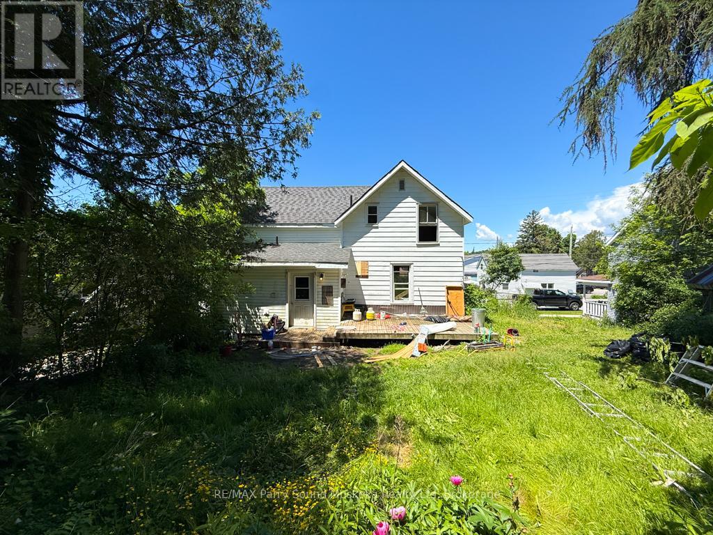 17 Wakefield Street, Parry Sound, Ontario  P2A 2V2 - Photo 7 - X13557902