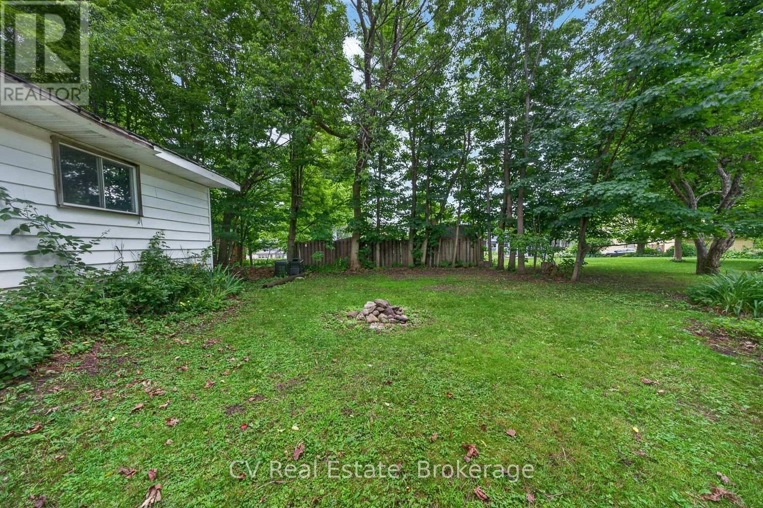 39 Church Street, Parry Sound, Ontario  P2A 1Y6 - Photo 4 - X13558890