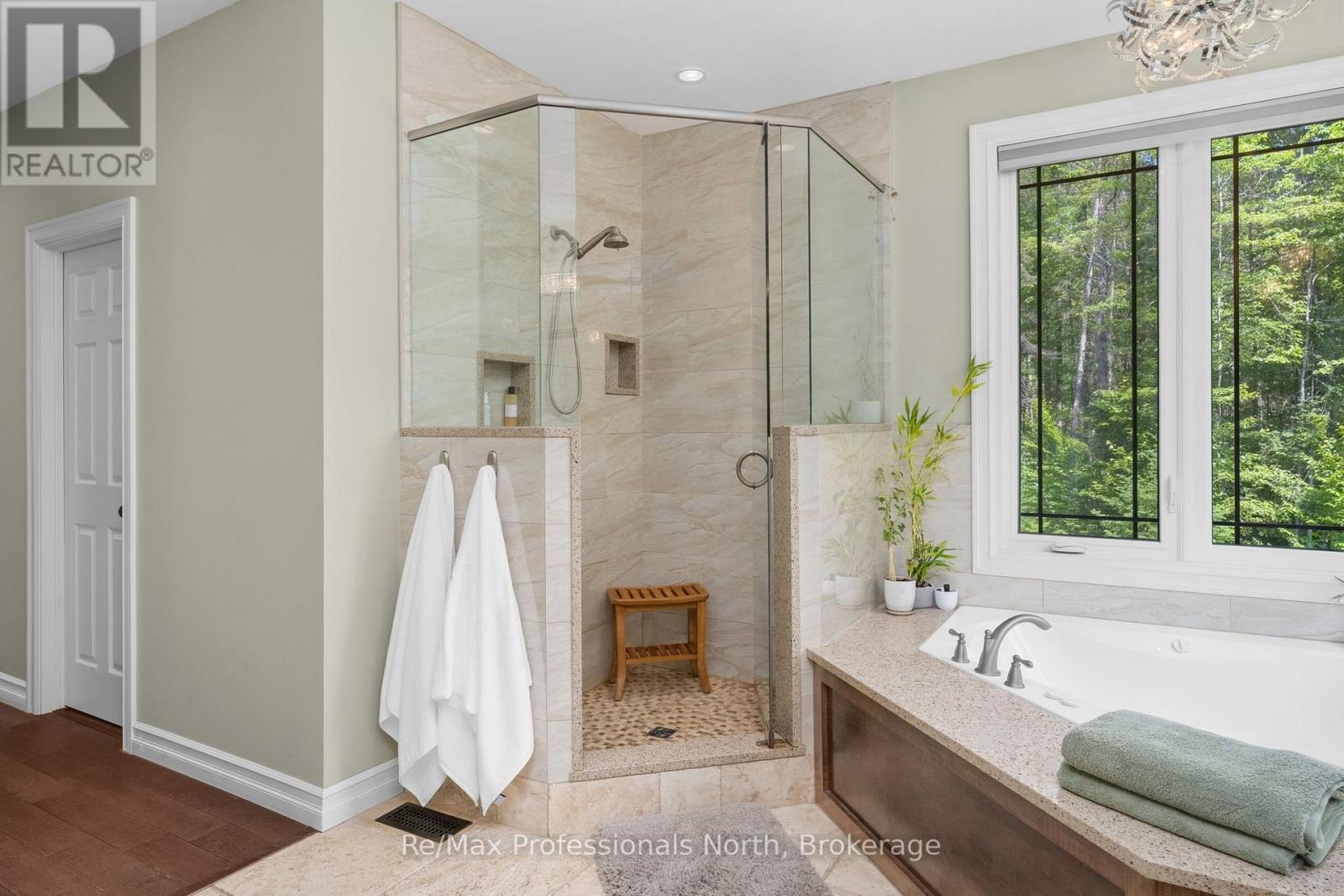 2452 Doe Lake Road, Gravenhurst, Ontario  P1P 1R3 - Photo 19 - X13560416