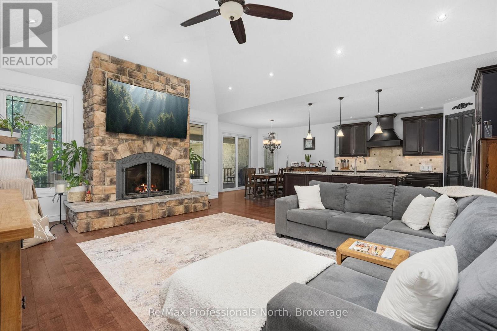 2452 Doe Lake Road, Gravenhurst, Ontario  P1P 1R3 - Photo 6 - X13560416