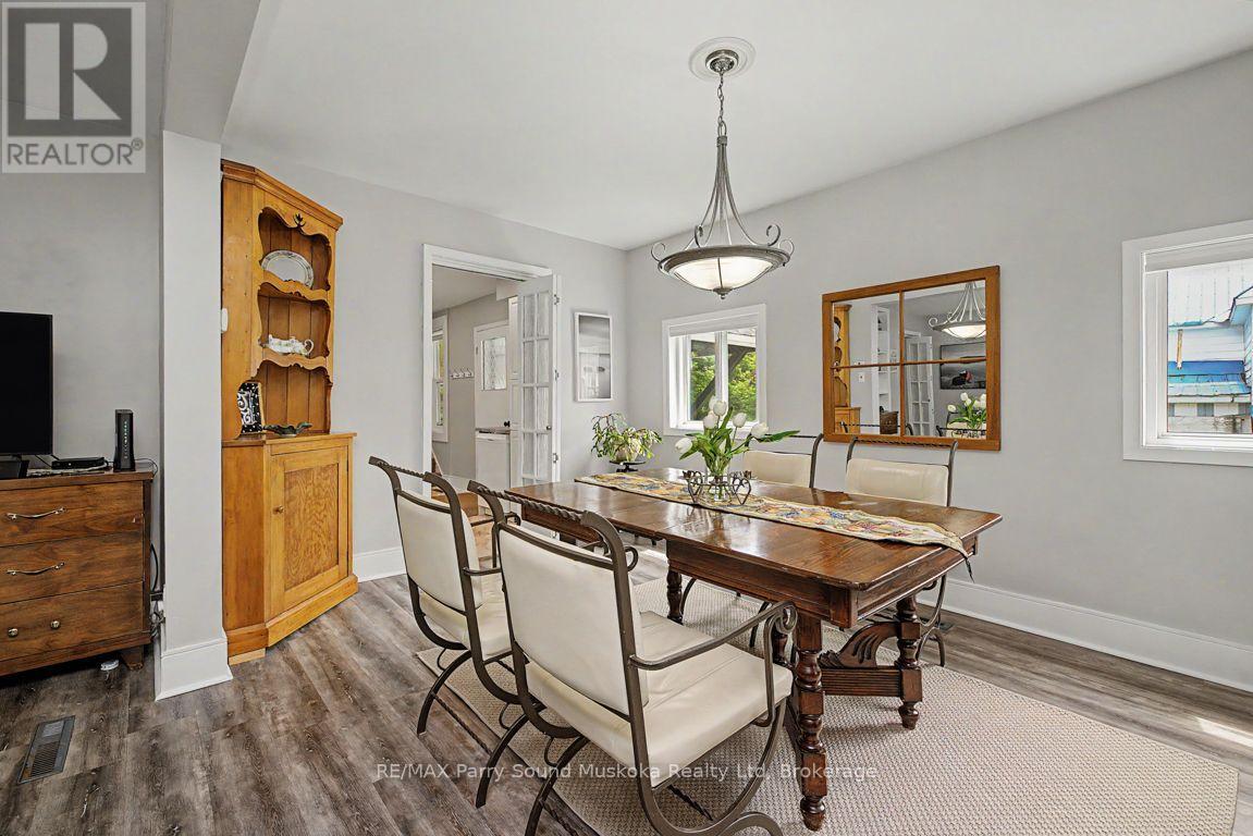 6 Prospect Street, Parry Sound, Ontario  P2A 2B6 - Photo 13 - X13562334