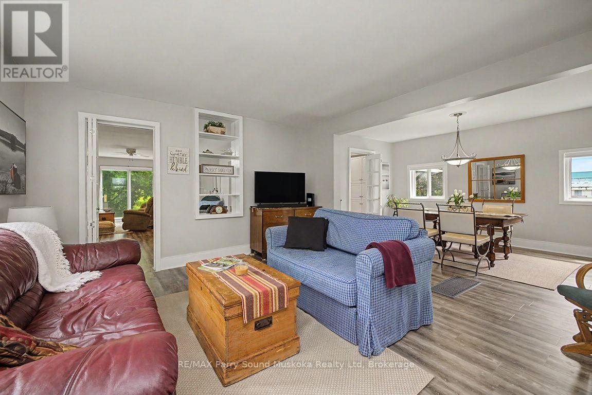 6 Prospect Street, Parry Sound, Ontario  P2A 2B6 - Photo 14 - X13562334